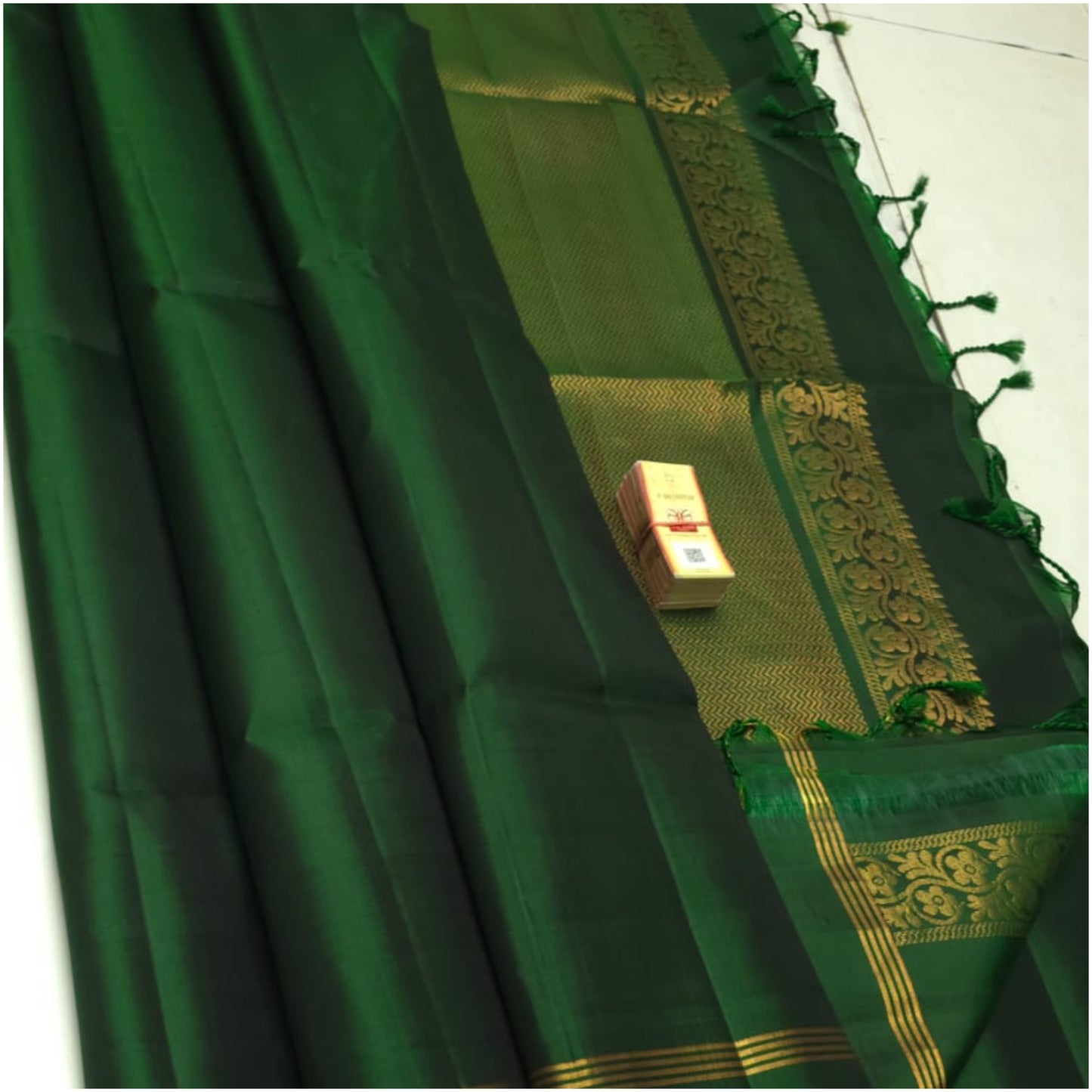 Dark Green Pure Handloom Double Warp Soft Silk Saree