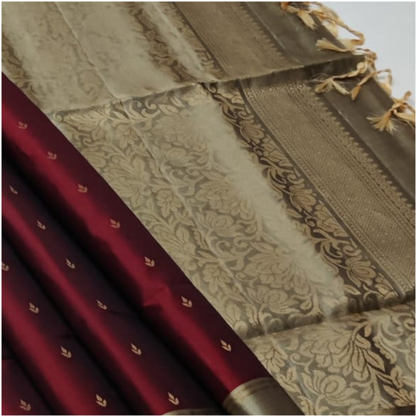 Maroon Silver Pure Handloom Double Warp Soft Silk Saree