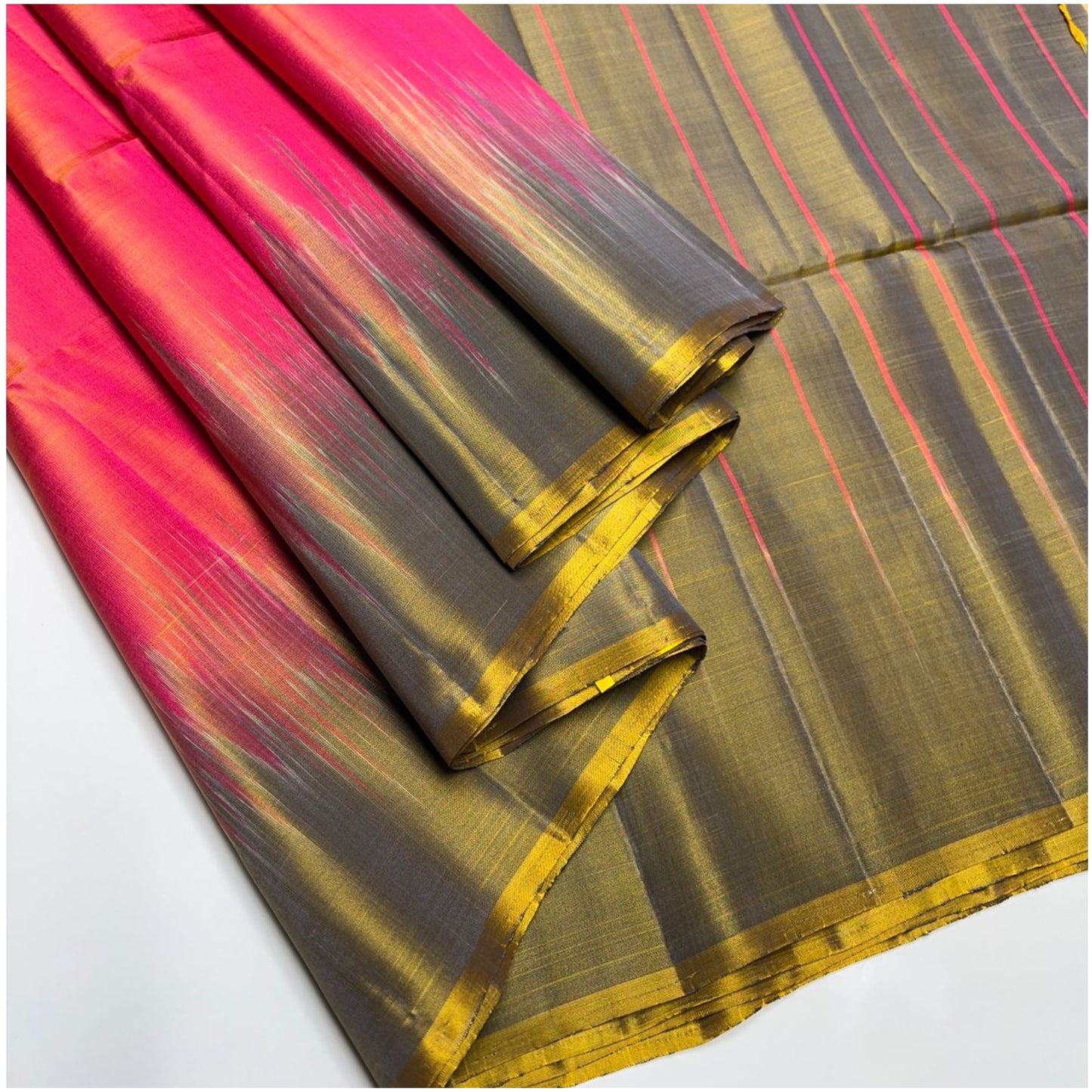 Grey Pink Pure Handloom Dye Contrast Soft Silk Saree