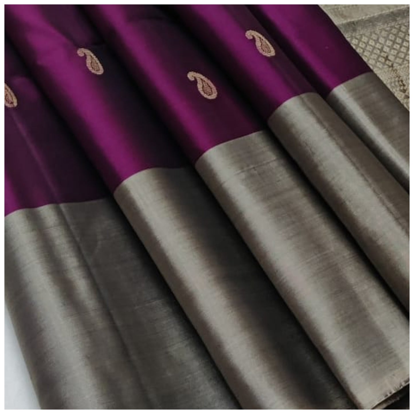 Violet Silver Handloom Double Warp Soft Silk Saree