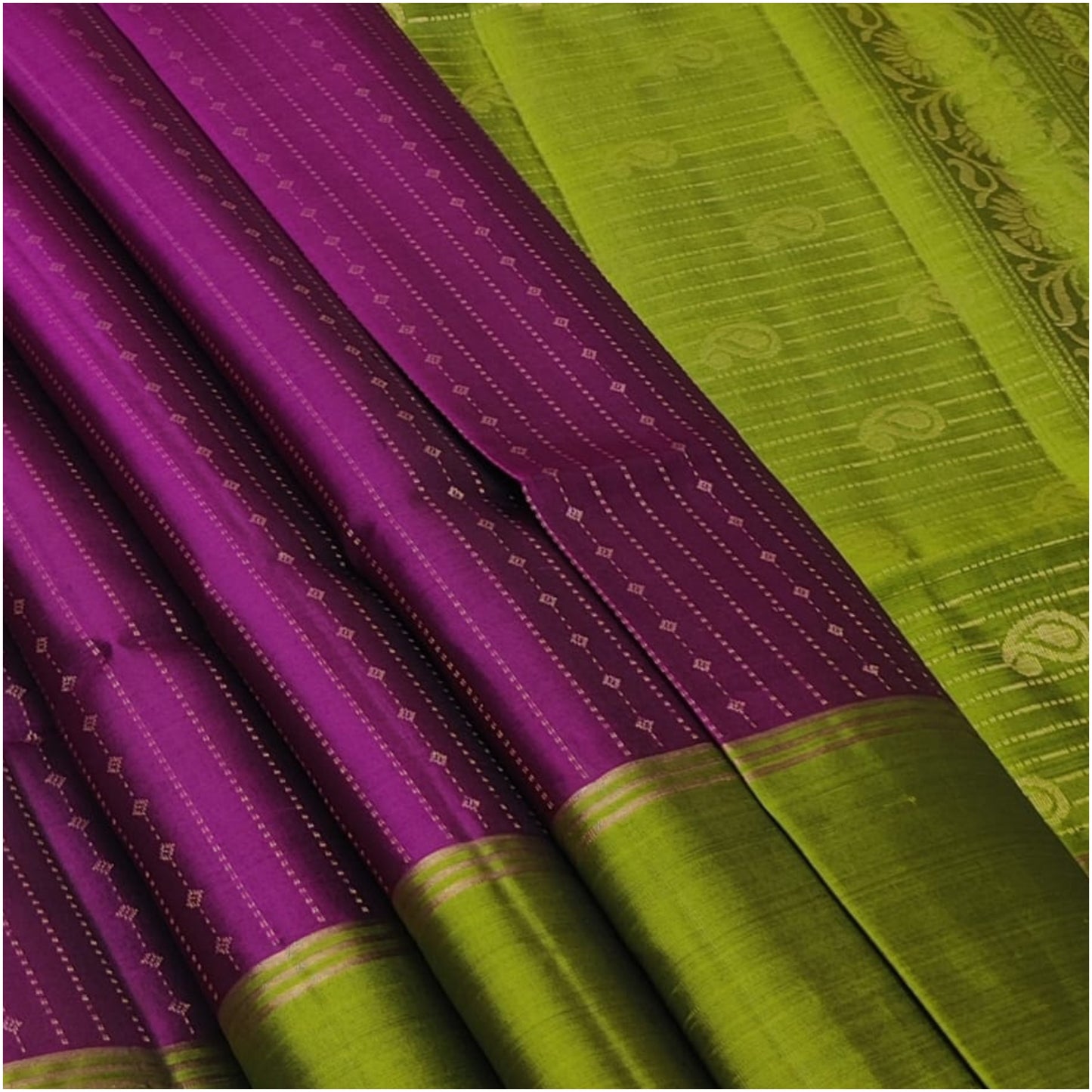 Magenta Green Pure Handloom Double Warp Soft Silk Saree