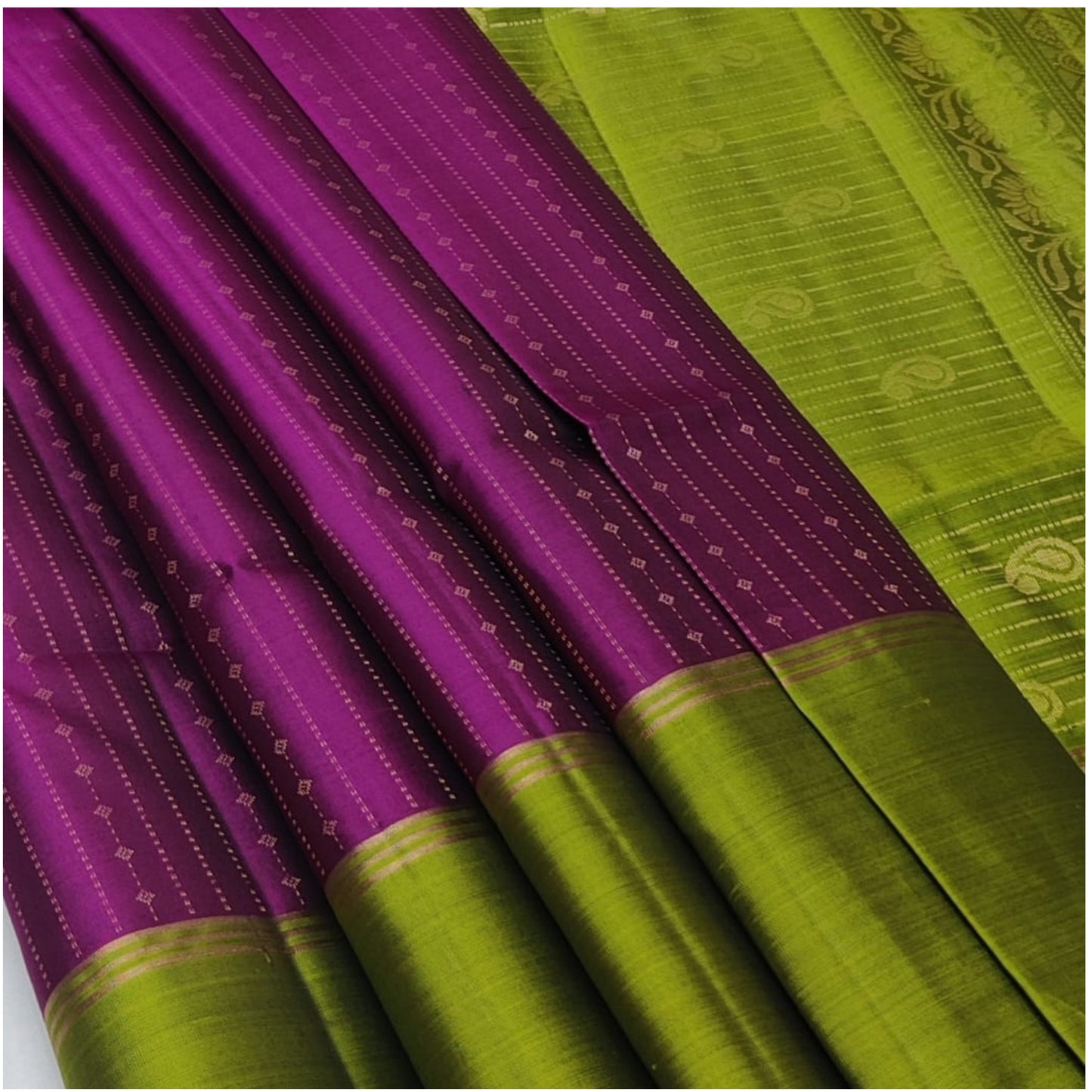 Magenta Green Pure Handloom Double Warp Soft Silk Saree