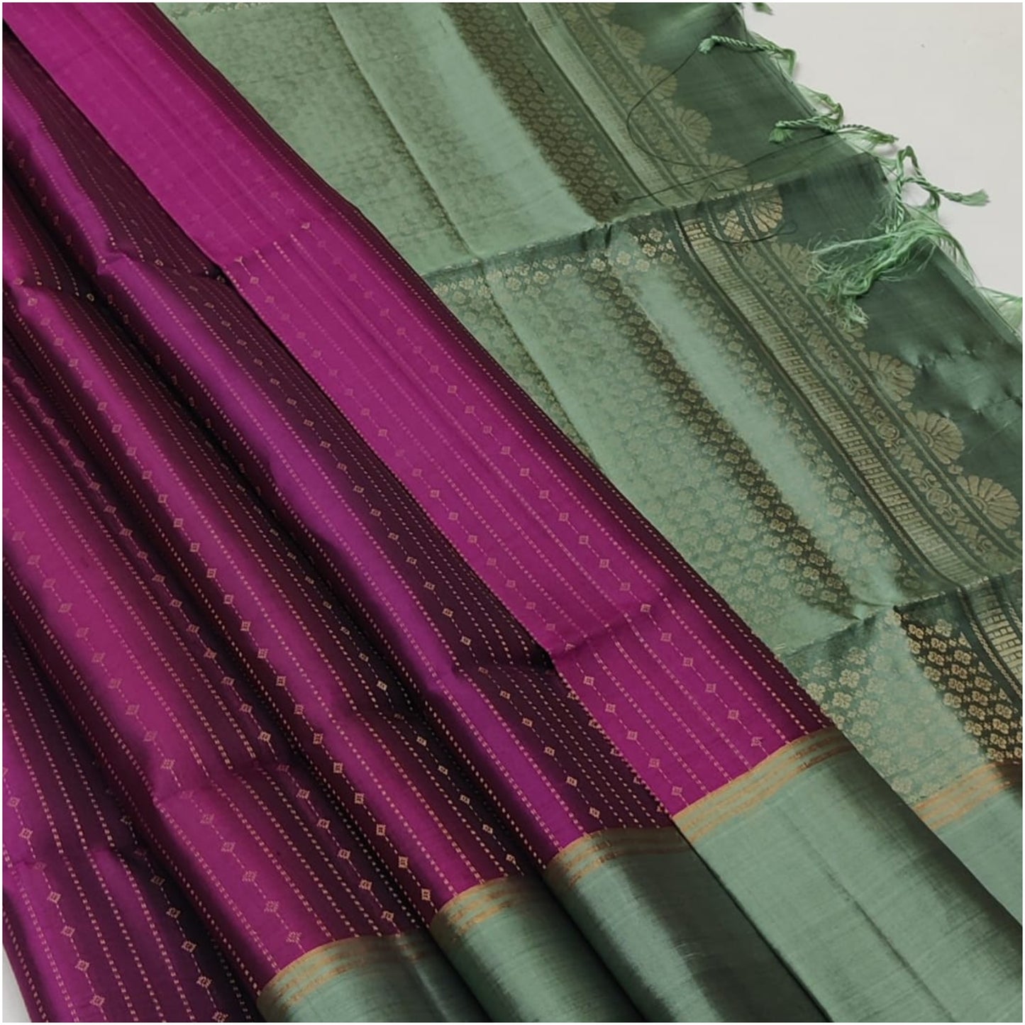 Magenta Sea Green Pure Handloom Double Warp Soft Silk Saree