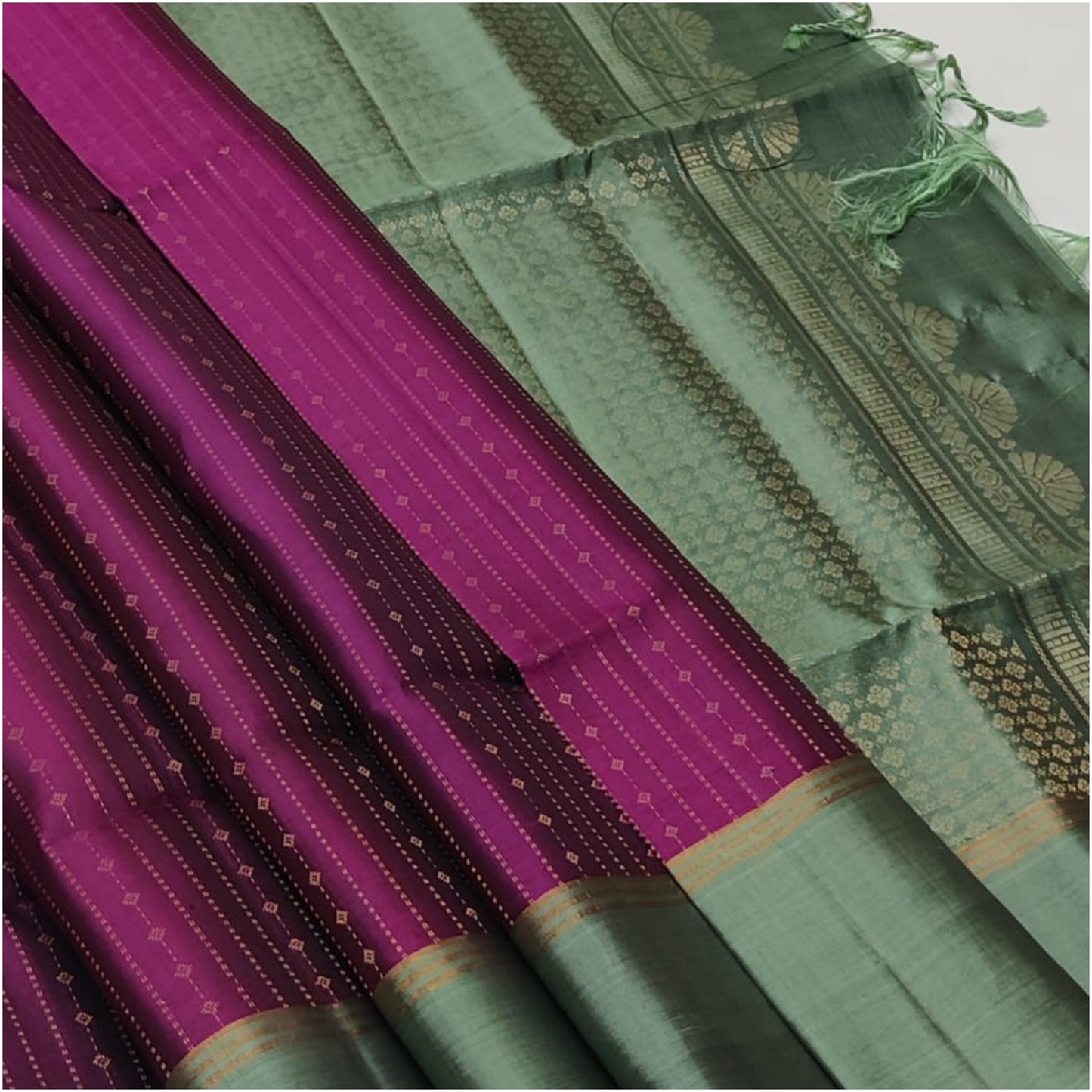 Magenta Sea Green Pure Handloom Double Warp Soft Silk Saree