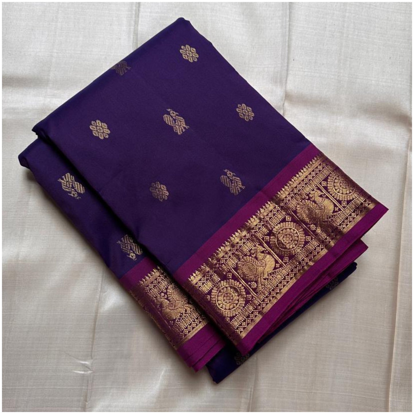 Ambika Violet Magenta Pure Handloom Soft Silk Saree