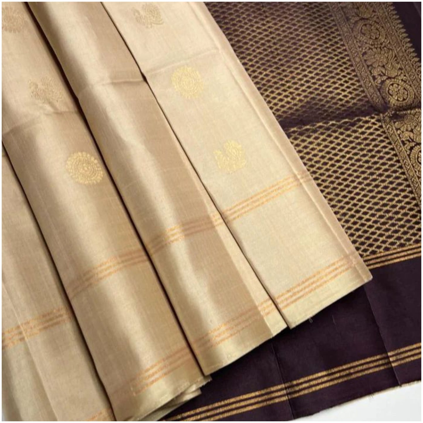 Venna Beige Dark Cocoa Pure Handloom Double Warp Soft Silk Saree