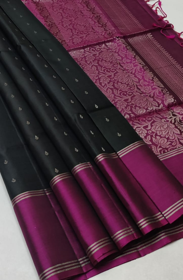 Green Magenta Pure Handloom Double Warp Soft Silk Saree