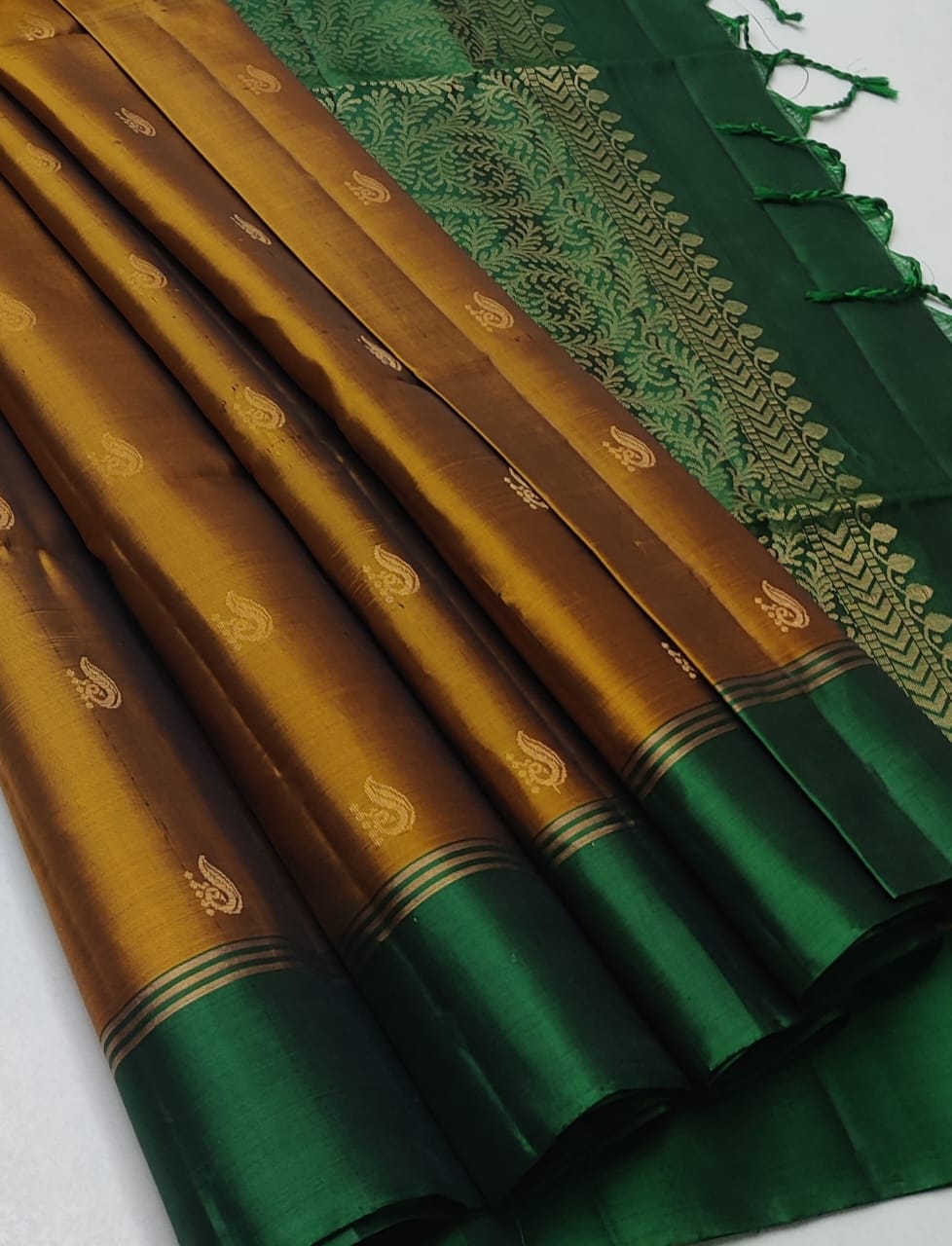 Mustard Green Pure Handloom Double Warp Soft Silk Saree