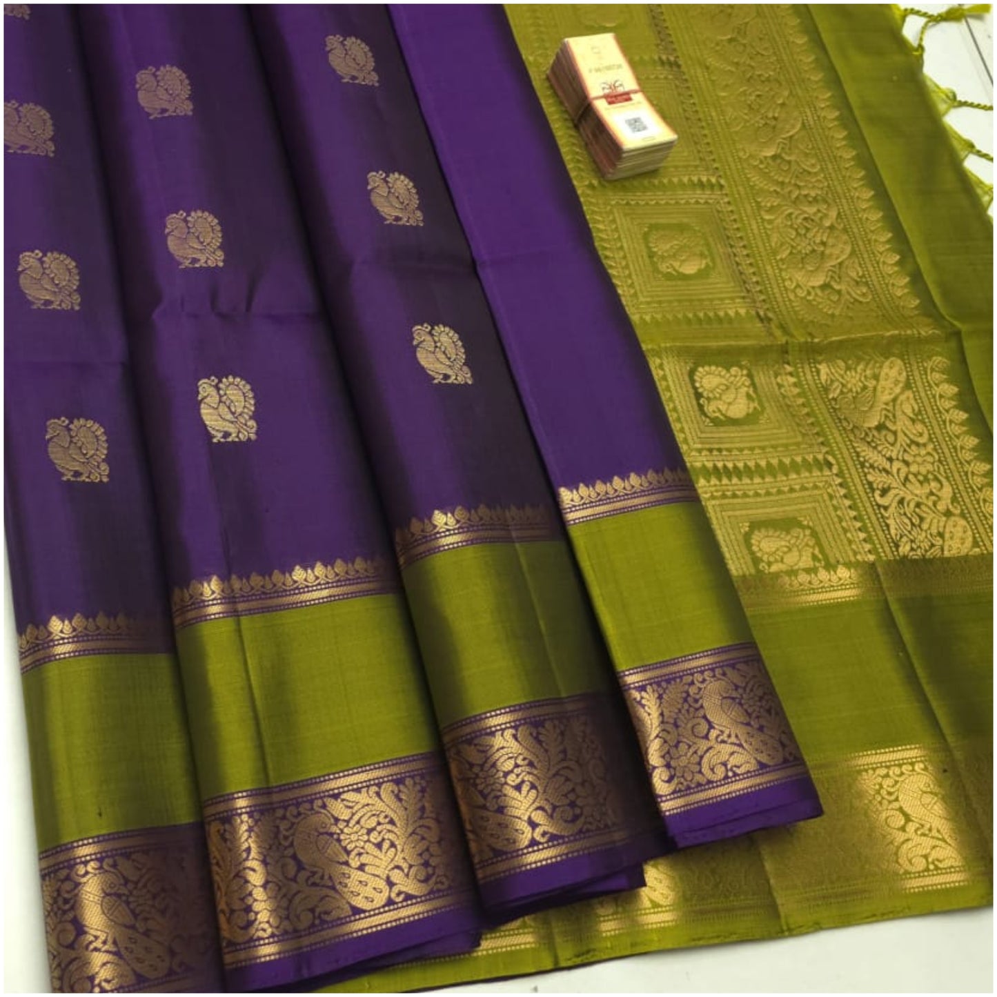 Vanya Violet Green Pure Handloom Double Warp Soft Silk Saree