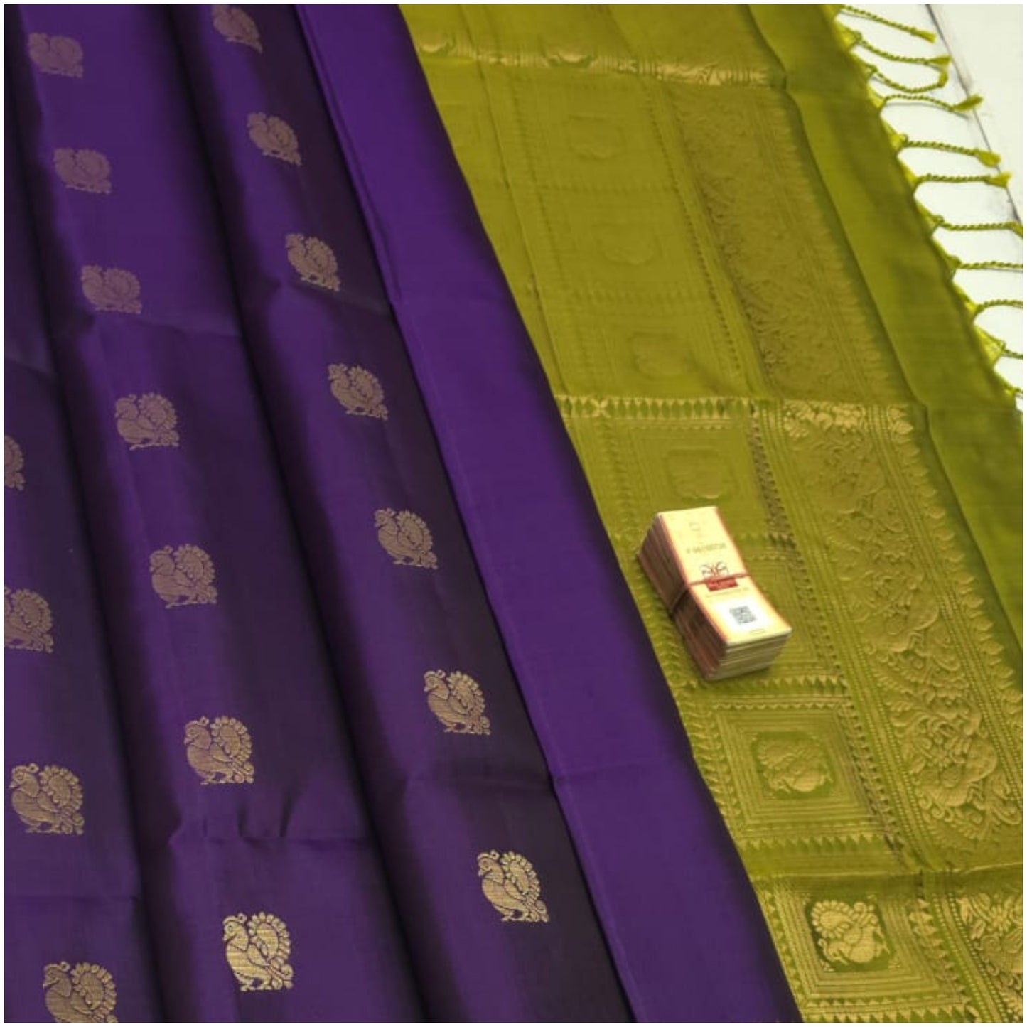 Vanya Violet Green Pure Handloom Double Warp Soft Silk Saree