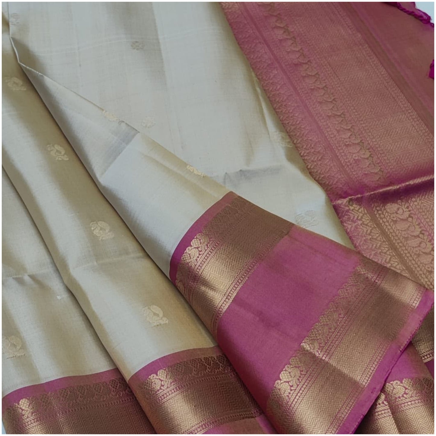 Avantika Cream Muted Pink Pure Handloom Double Warp Soft Silk Saree