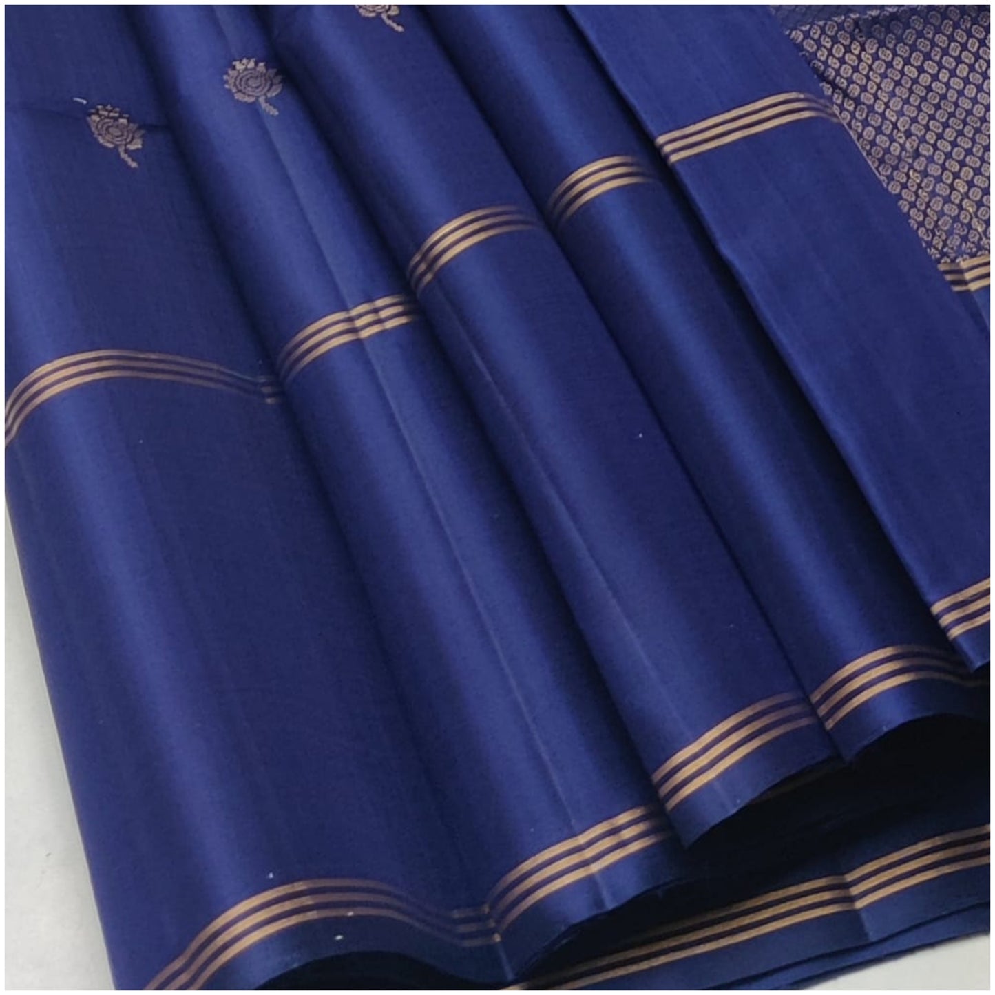 Sina Muted Blue Pure Handloom Double Warp Soft Silk Saree