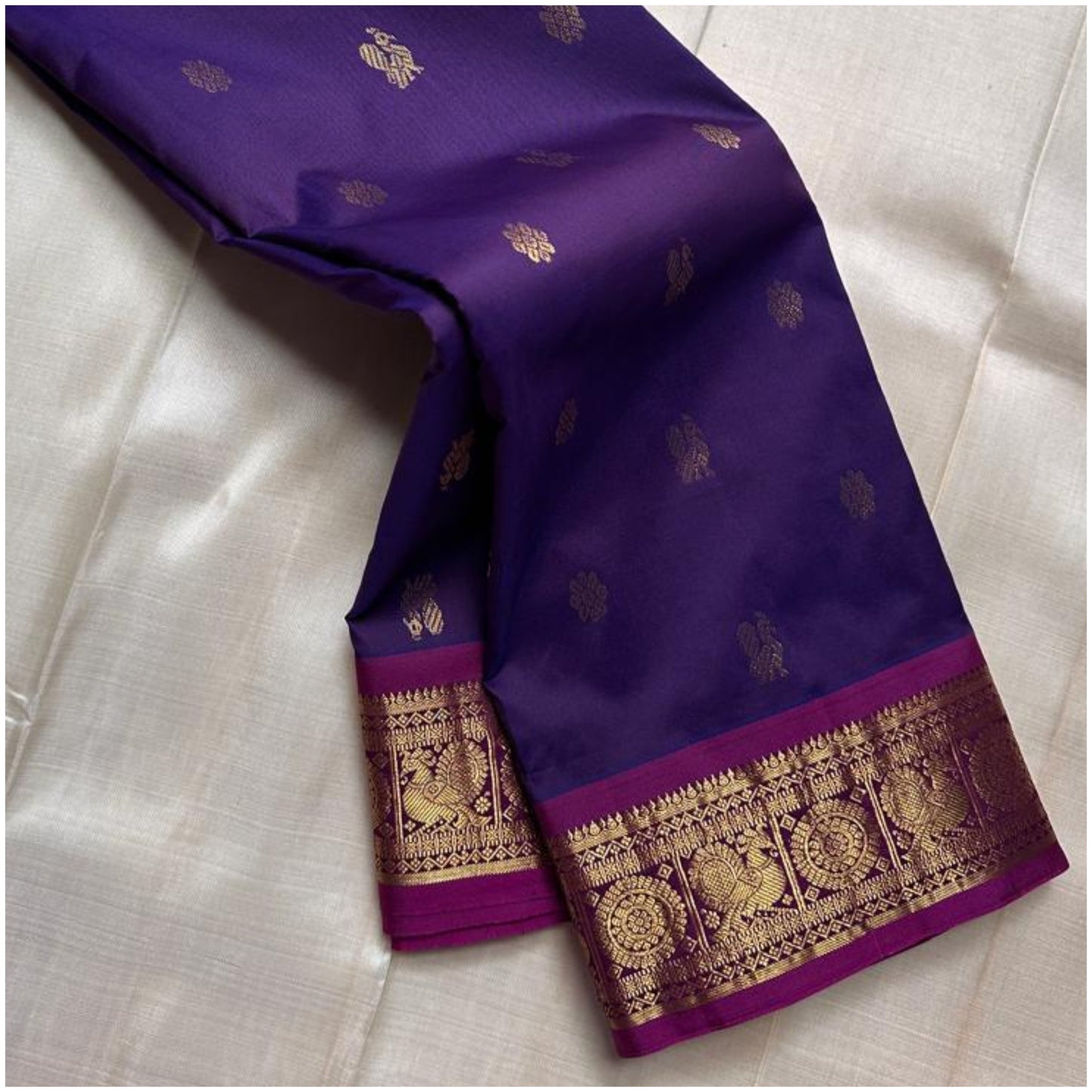 Ambika Violet Magenta Pure Handloom Soft Silk Saree