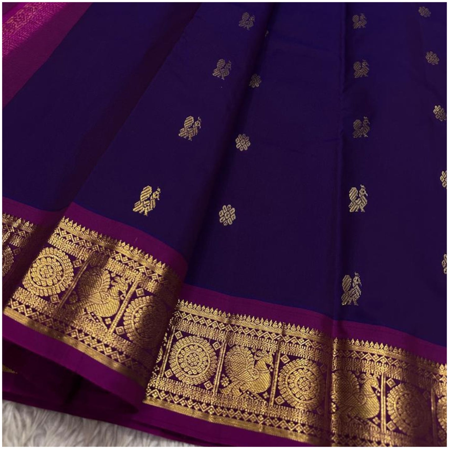 Ambika Violet Magenta Pure Handloom Soft Silk Saree