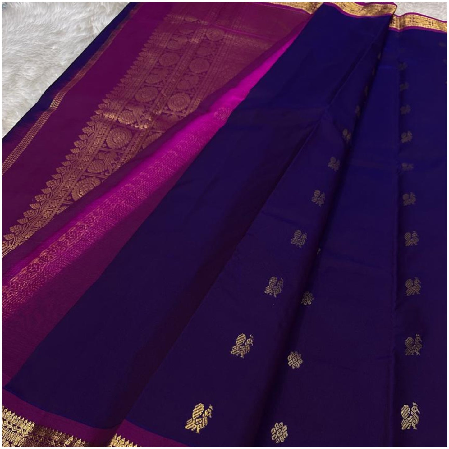 Ambika Violet Magenta Pure Handloom Soft Silk Saree