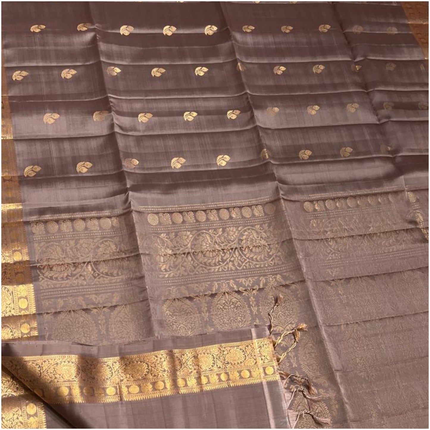 Vaigai Dusty Rose Pure Handloom Double Warp Soft Silk Saree