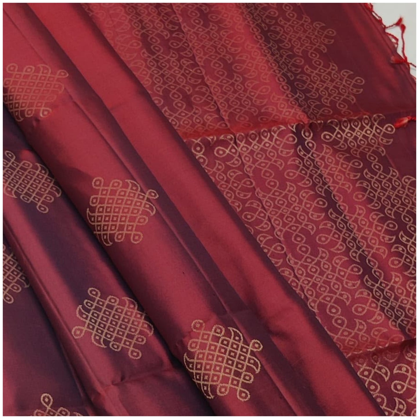 Rynaa Rusty Red Pure Handloom Double Warp Soft Silk Saree