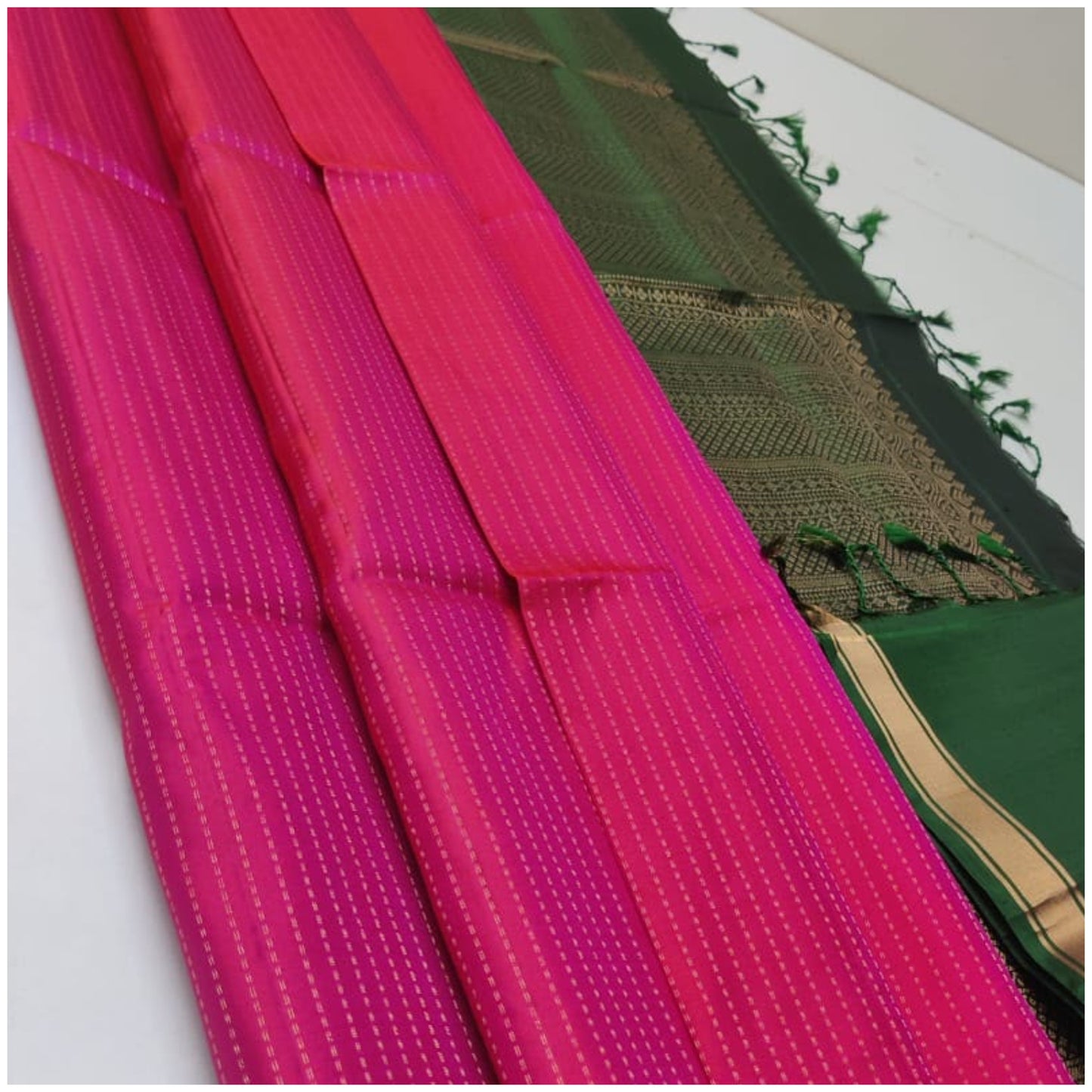 Nirja Pink Green Pure Handloom Double Warp Soft Silk Saree