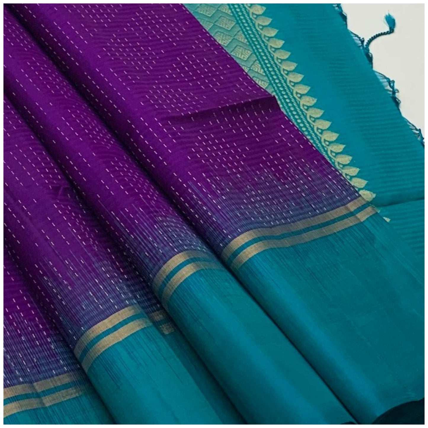 Saanvi Violet Blue Pure Handloom Double Warp Soft Silk Saree