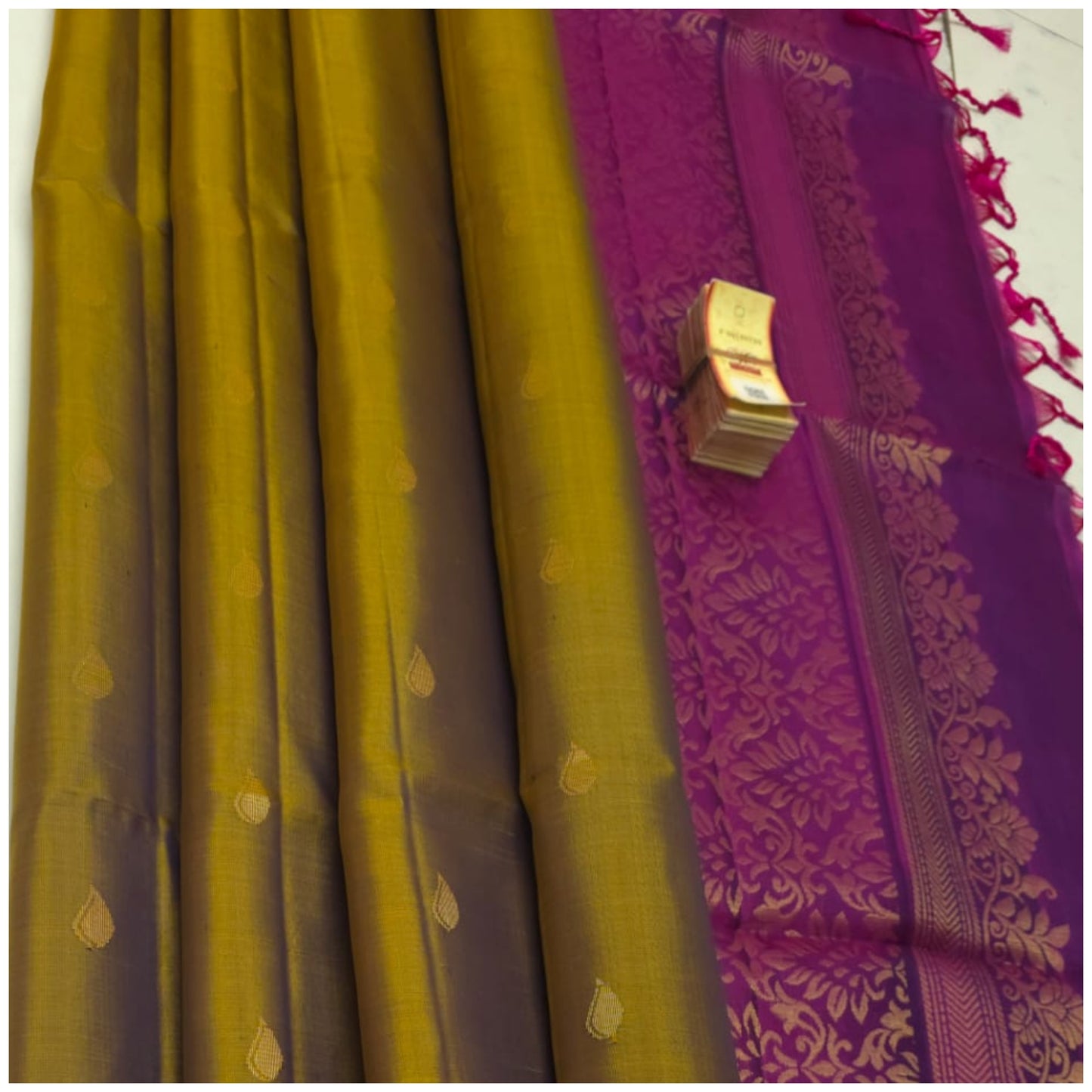 Tanvi Olive Magenta Pure Handloom Double Warp Soft Silk Saree