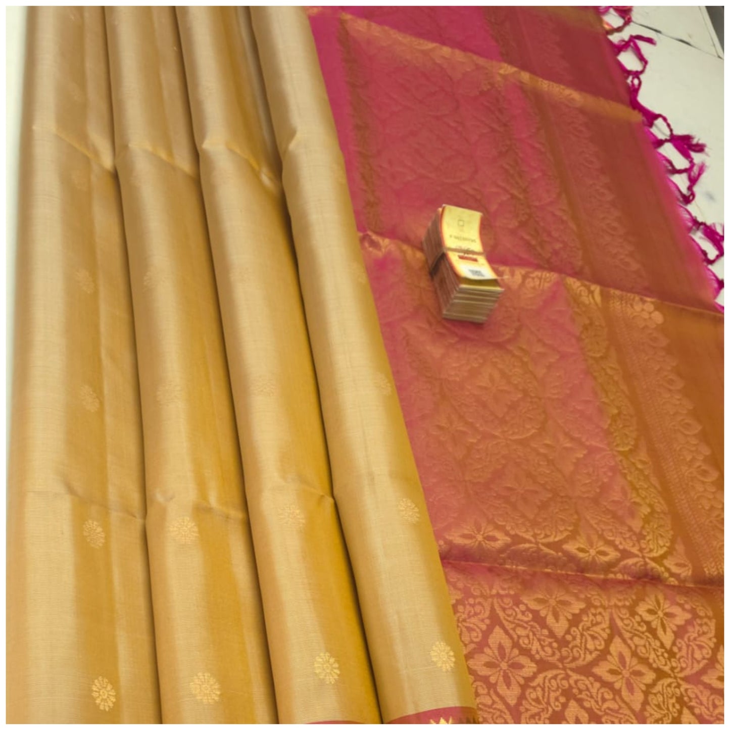 Riveka Cream Pink Pure Handloom Double Warp Soft Silk Saree